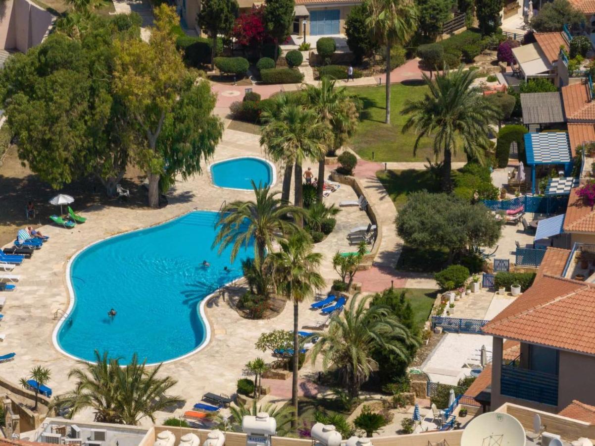 Kings Palace Indigo 109 Pafos Exterior foto