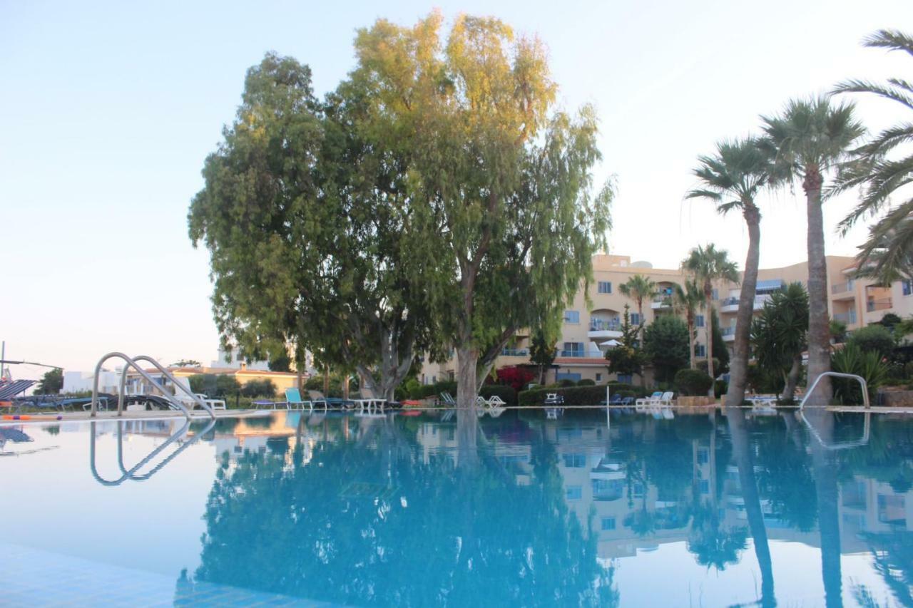 Kings Palace Indigo 109 Pafos Exterior foto
